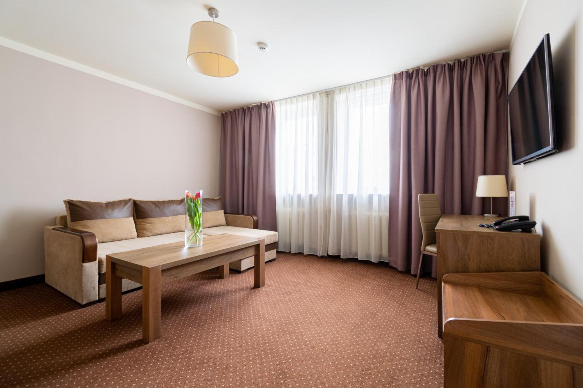 Hotel Diament Zabrze - Gliwice Экстерьер фото